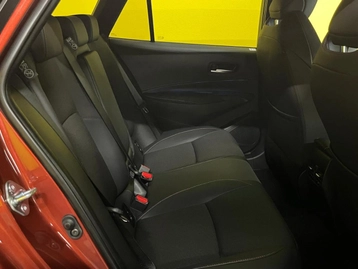 Image véhicule  Toyota COROLLA TOURING SPORT (11)