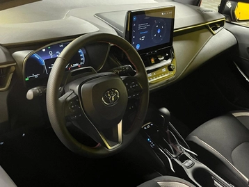Image véhicule  Toyota COROLLA TOURING SPORT (24)