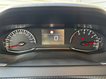 Image véhicule  Peugeot 2008 (12)