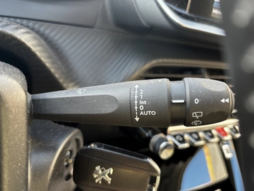Image véhicule  Peugeot 2008 (14)