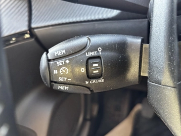 Image véhicule  Peugeot 2008 (11)