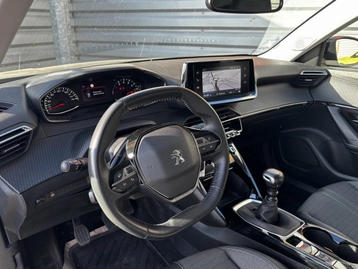 Image véhicule  Peugeot 2008 (2)