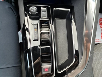 Image véhicule  Peugeot 5008 (35)