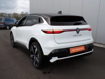 Image véhicule  Renault MEGANE E-TECH (3)