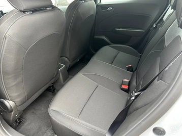 Image véhicule  Renault CLIO (35)