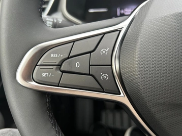 Image véhicule  Renault CLIO (22)