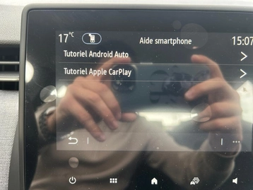 Image véhicule  Renault CLIO (30)