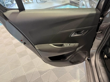 Image véhicule  Peugeot 208 (42)