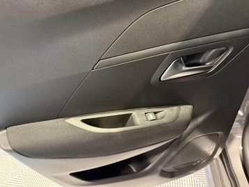 Image véhicule  Peugeot 208 (43)