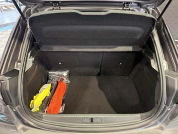 Image véhicule  Peugeot 208 (7)