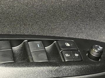 Image véhicule  Toyota YARIS CROSS (18)