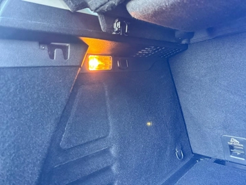 Image véhicule Renault SCENIC (25) Image véhicule Renault SCENIC (25)