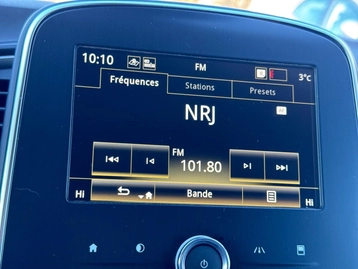 Image véhicule Renault SCENIC (47) Image véhicule Renault SCENIC (47)