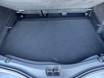 Image véhicule Renault SCENIC (24) Image véhicule Renault SCENIC (24)