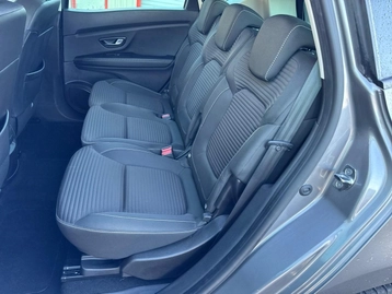 Image véhicule Renault SCENIC (6) Image véhicule Renault SCENIC (6)