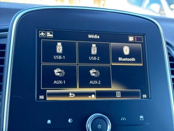 Image véhicule Renault SCENIC (9) Image véhicule Renault SCENIC (9)