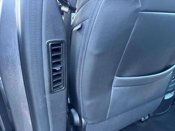 Image véhicule Renault SCENIC (27) Image véhicule Renault SCENIC (27)