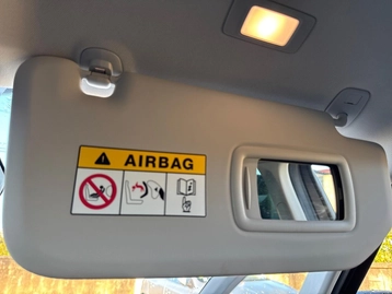 Image véhicule Renault SCENIC (41) Image véhicule Renault SCENIC (41)