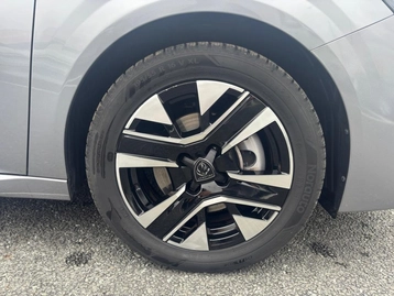 Image véhicule  Peugeot 208 (9)