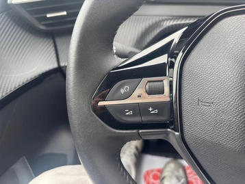 Image véhicule  Peugeot 208 (24)