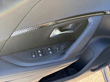 Image véhicule  Peugeot 2008 (21)