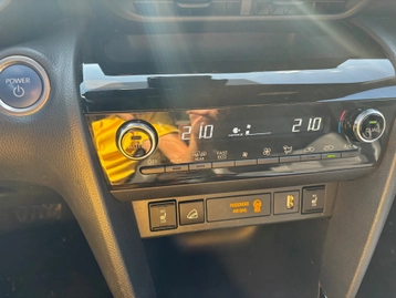 Image véhicule  Toyota YARIS CROSS (17)