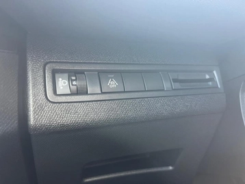 Image véhicule  Peugeot 3008 (28)