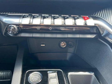 Image véhicule  Peugeot 3008 (17)