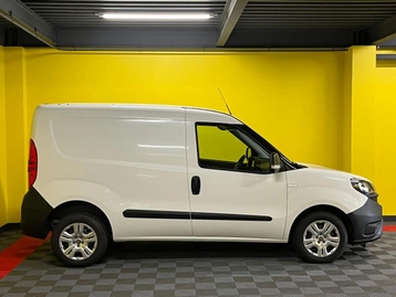 Image véhicule Fiat DOBLO (2) Image véhicule Fiat DOBLO (2)