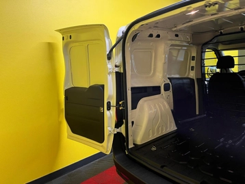 Image véhicule Fiat DOBLO (19) Image véhicule Fiat DOBLO (19)