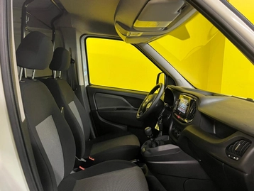 Image véhicule Fiat DOBLO (11) Image véhicule Fiat DOBLO (11)