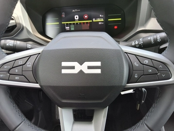 Image véhicule  Dacia DUSTER (19)