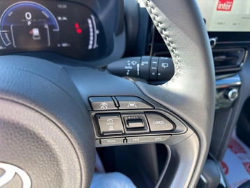 Image véhicule  Toyota YARIS CROSS (32)
