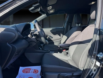 Image véhicule  Toyota YARIS CROSS (8)