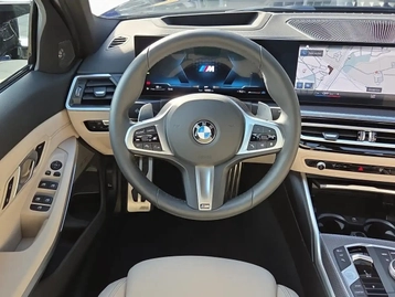 Image véhicule  BMW SÉRIE 3 (9)
