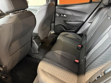 Image véhicule  Peugeot 2008 (8)