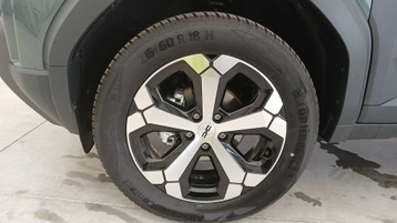 Image véhicule  Dacia DUSTER (10)
