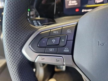 Image véhicule  Volkswagen GOLF (9)