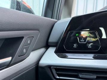 Image véhicule  Volkswagen GOLF (23)