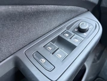 Image véhicule  Volkswagen GOLF (22)