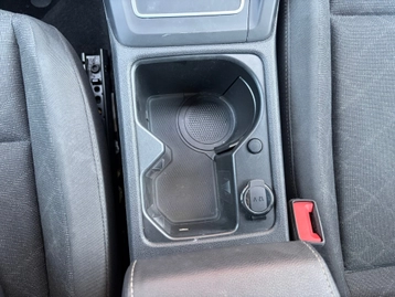 Image véhicule  Volkswagen GOLF (18)