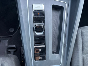 Image véhicule  Volkswagen GOLF (17)