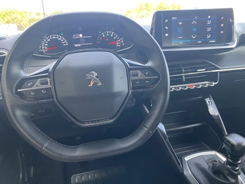 Image véhicule  Peugeot 2008 (11)