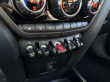 Image véhicule  Mini COUNTRYMAN (11)