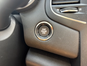 Image véhicule  Renault MEGANE (9)