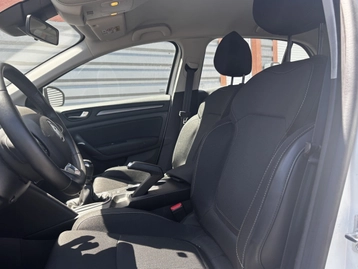 Image véhicule  Renault MEGANE (2)