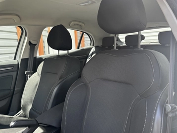 Image véhicule  Renault MEGANE (4)