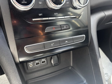 Image véhicule  Renault MEGANE (25)