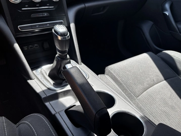 Image véhicule  Renault MEGANE (22)