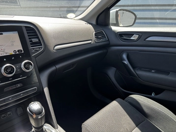 Image véhicule  Renault MEGANE (23)